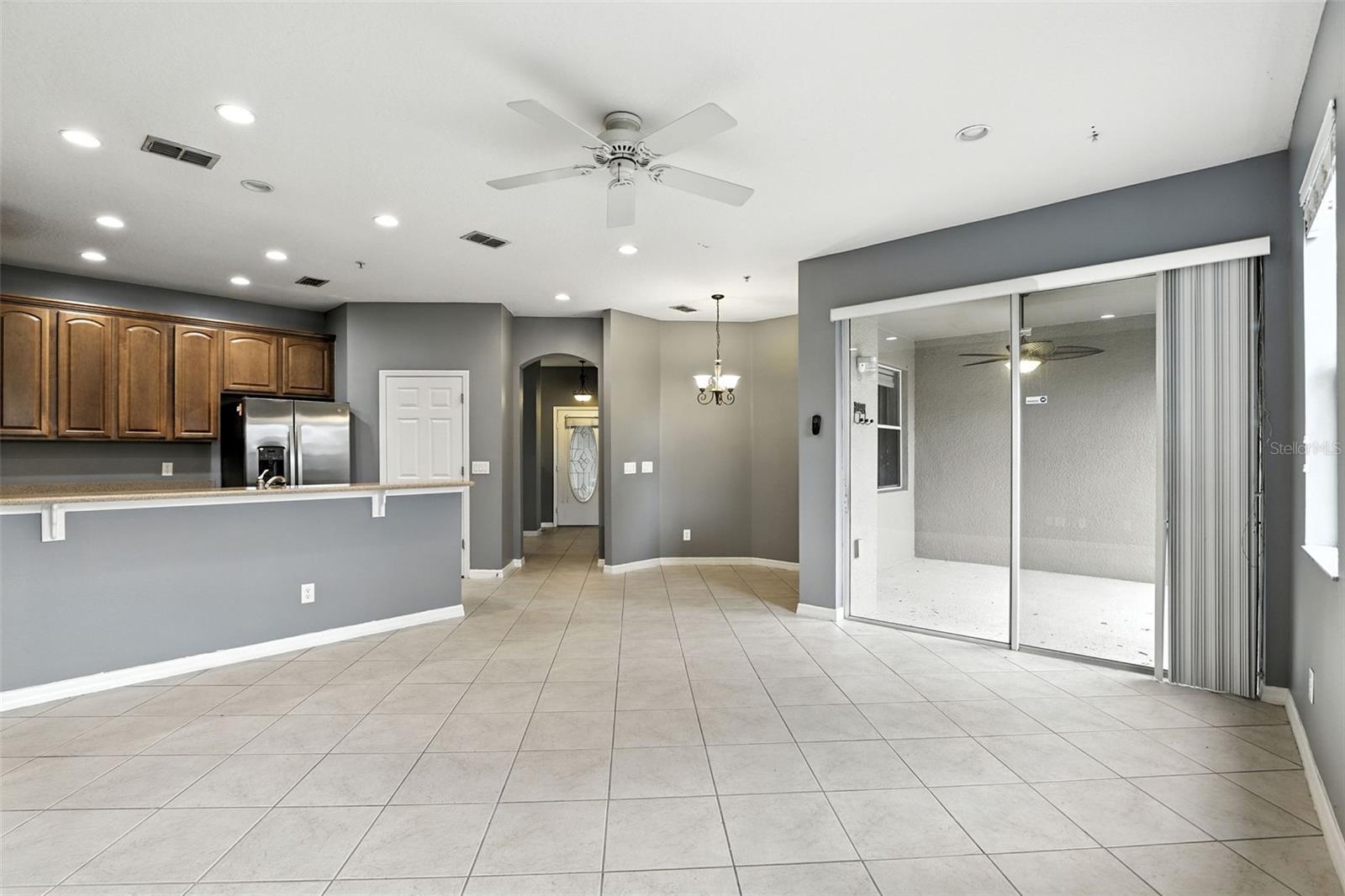 Image 12 of 38 For 585 Cruz Bay Circle