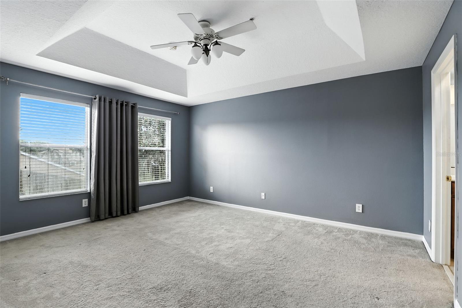 Image 22 of 38 For 585 Cruz Bay Circle