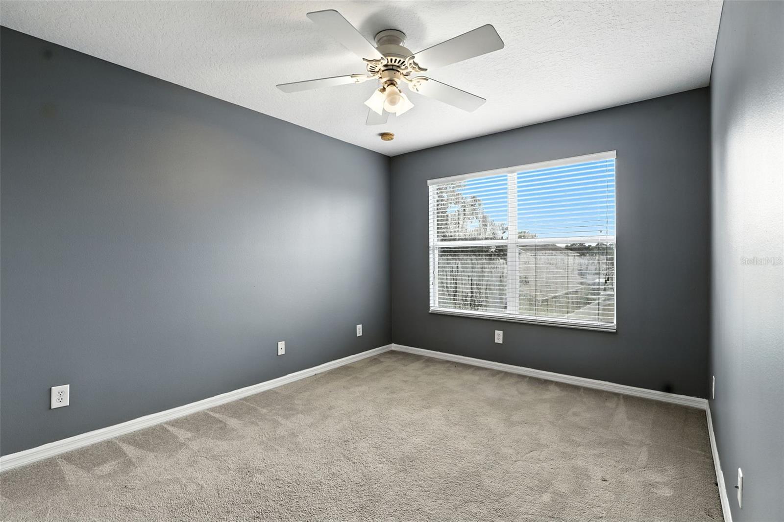 Image 27 of 38 For 585 Cruz Bay Circle