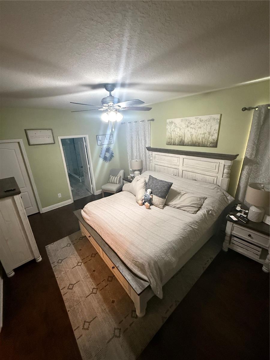 Image 21 of 41 For 5001 Cluster Oak Cove