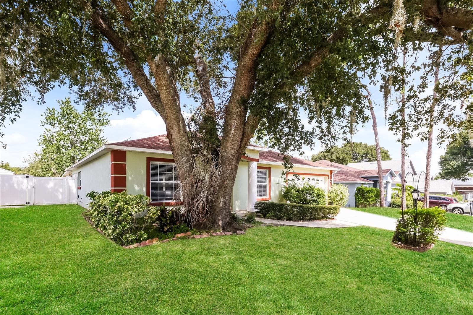 Image 2 of 21 For 7892 Sugar Pine Boulevard
