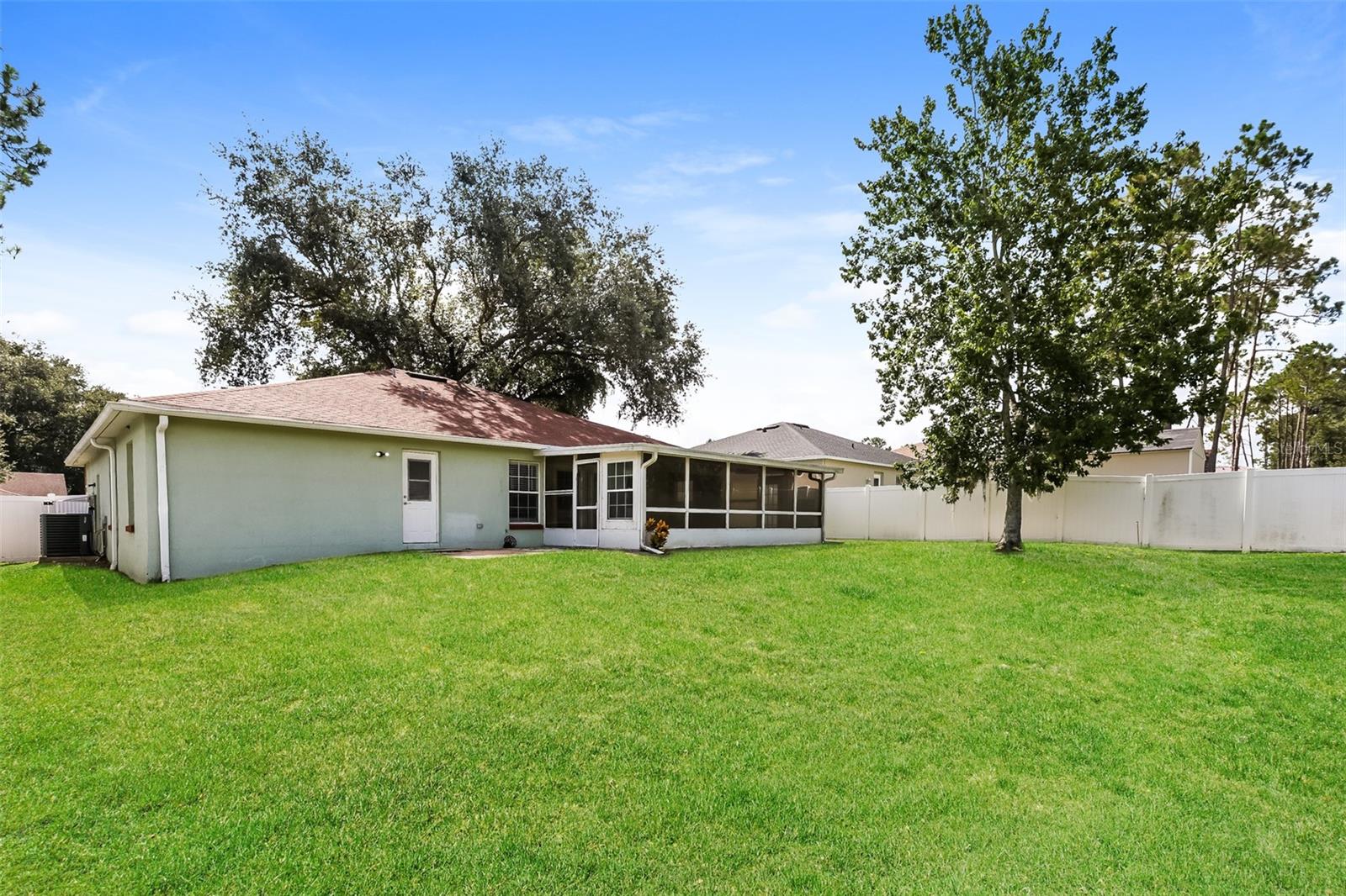 Image 20 of 21 For 7892 Sugar Pine Boulevard