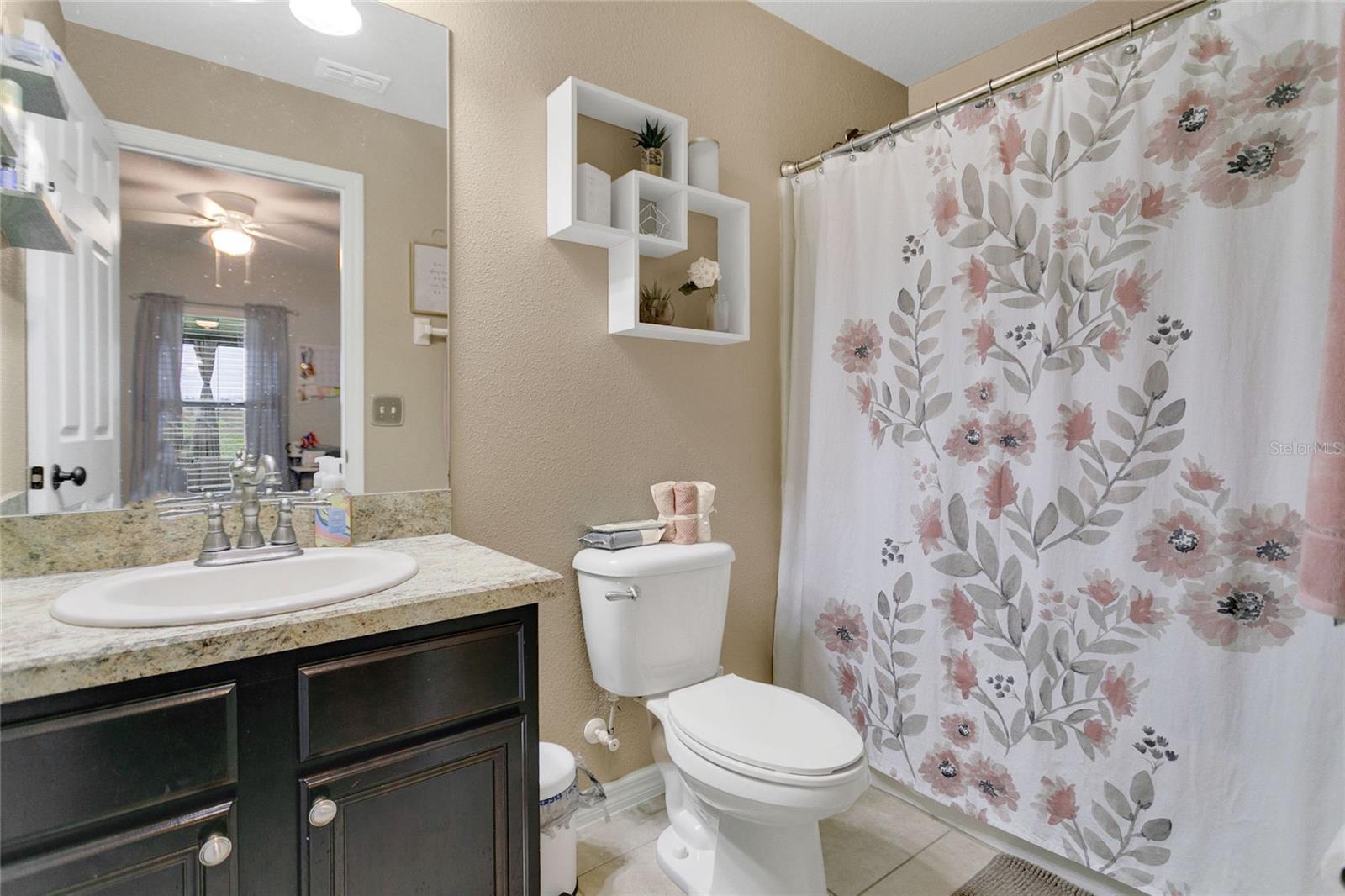 Image 18 of 36 For 1763 Waterside Oaks Drive