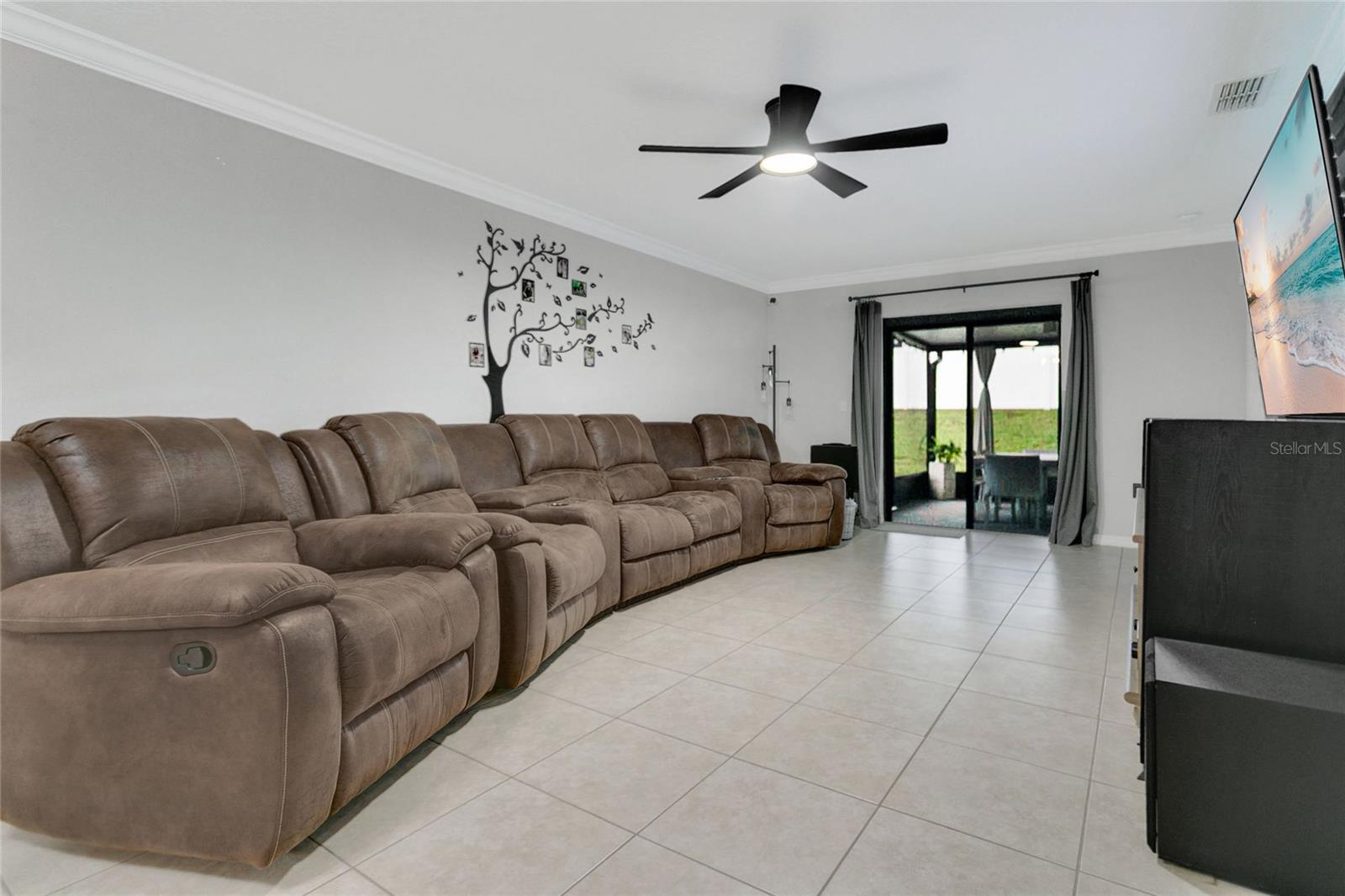Image 4 of 36 For 1763 Waterside Oaks Drive