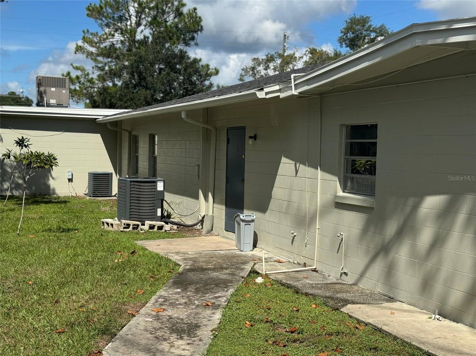 Image 12 of 20 For 282 Short Avenue