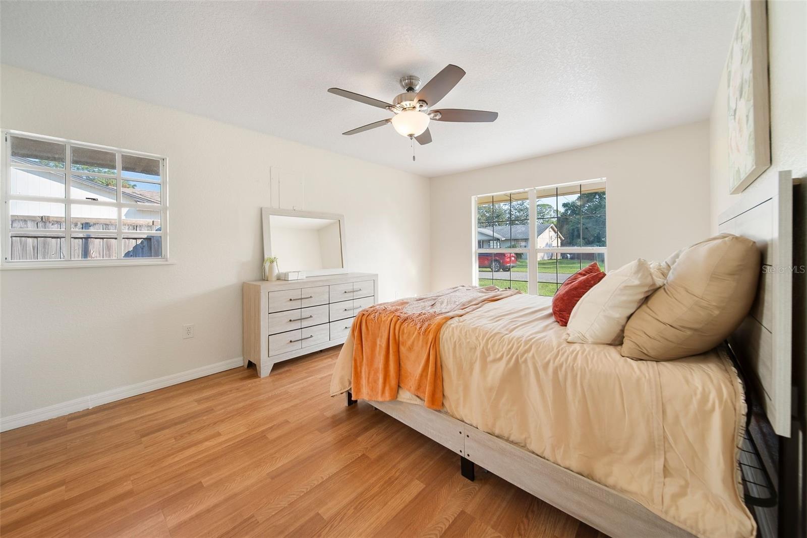 Image 12 of 20 For 211 Valencia Road