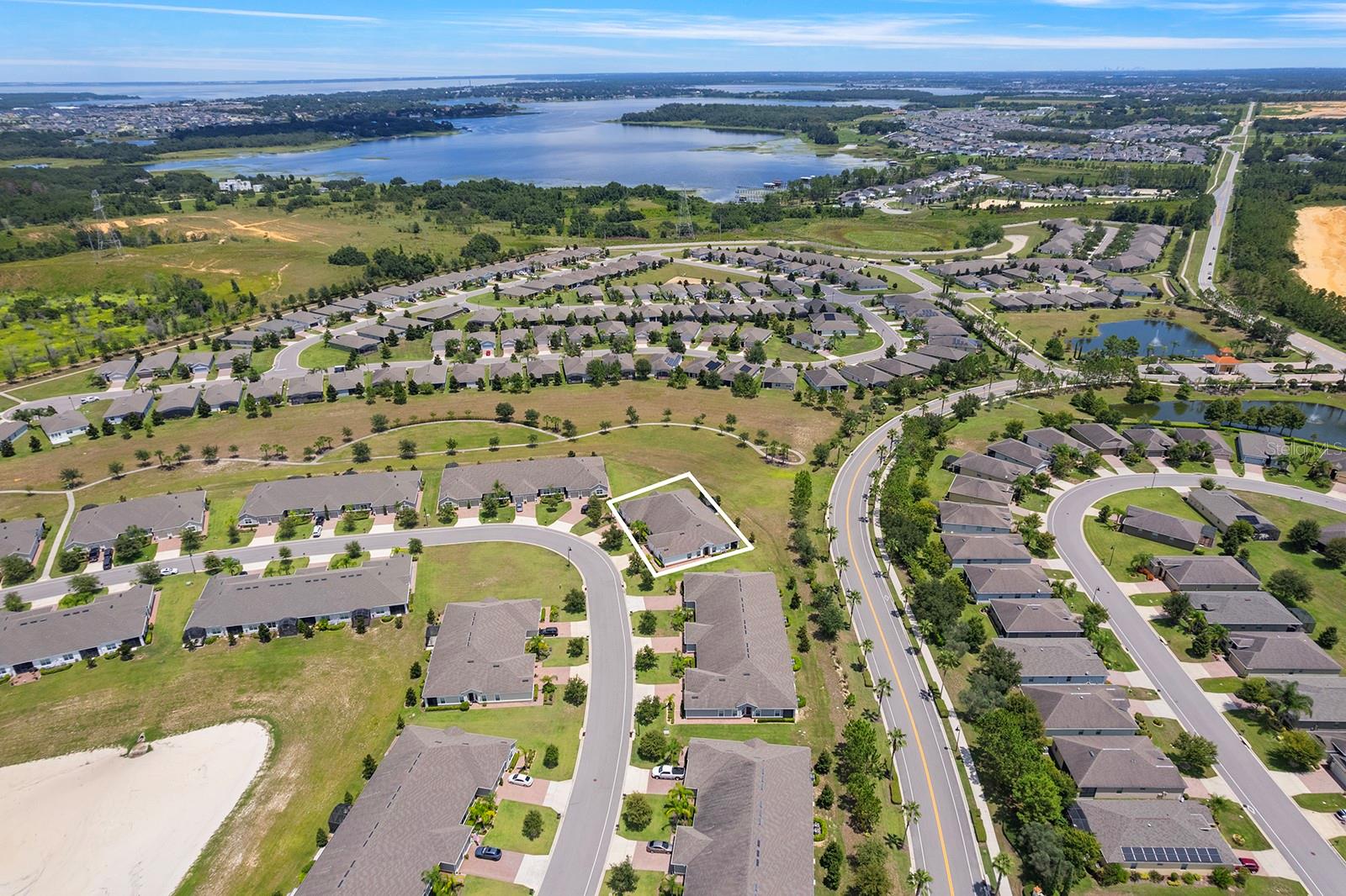 Image 29 of 43 For 3521 Belland Circle B