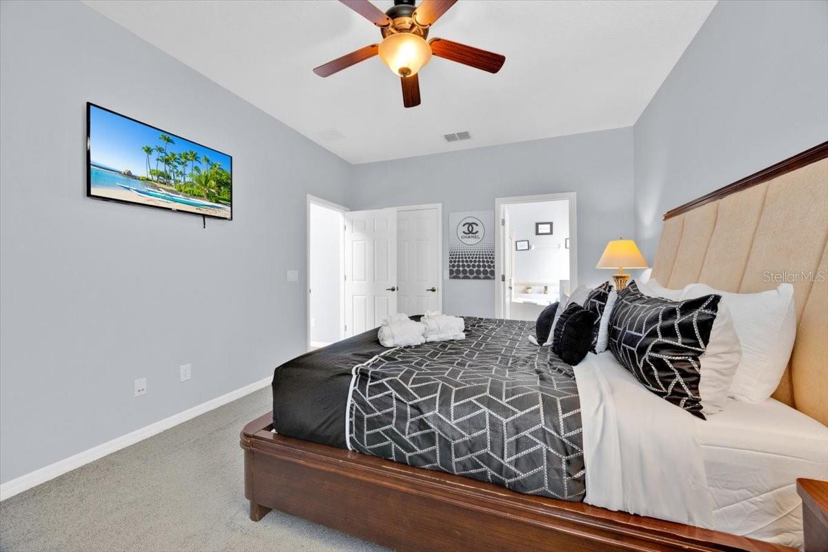 Image 19 of 45 For 1028 Orange Cosmos Boulevard