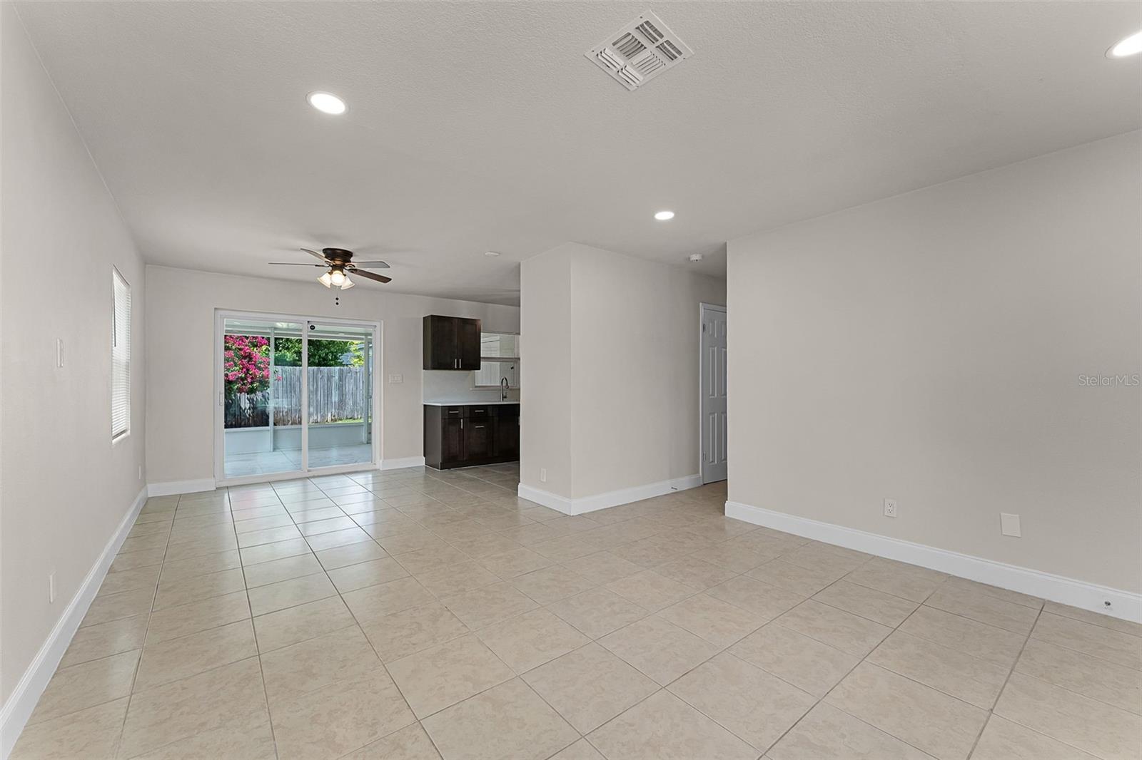 Image 18 of 25 For 4821 Anzio Street