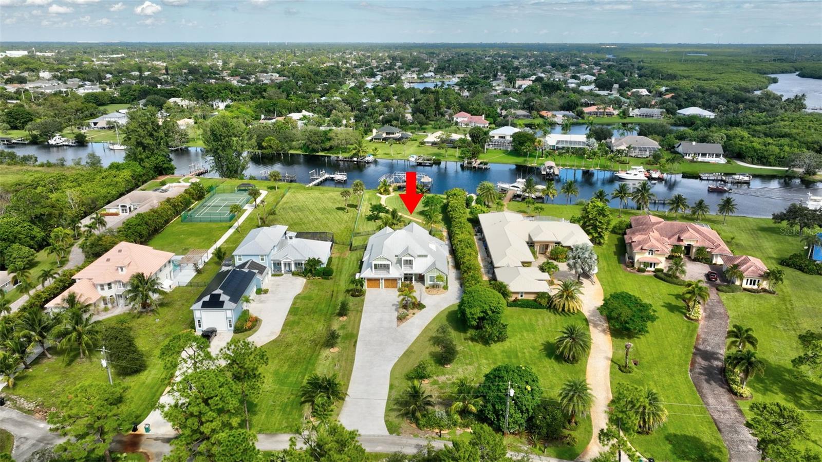 Image 49 of 52 For 2461 North Lookout Boulevard