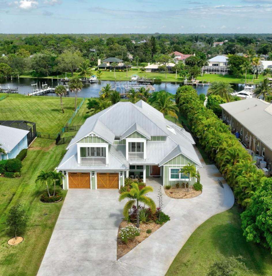 Image 51 of 52 For 2461 North Lookout Boulevard