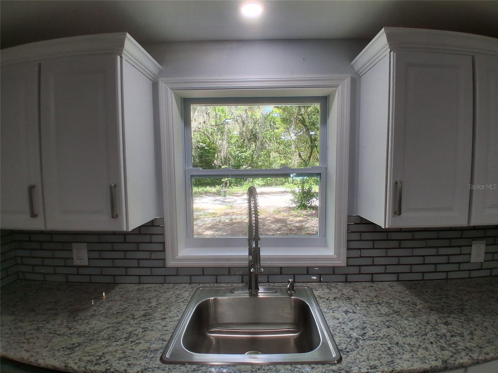 Image 22 of 28 For 342 Hibiscus Drive