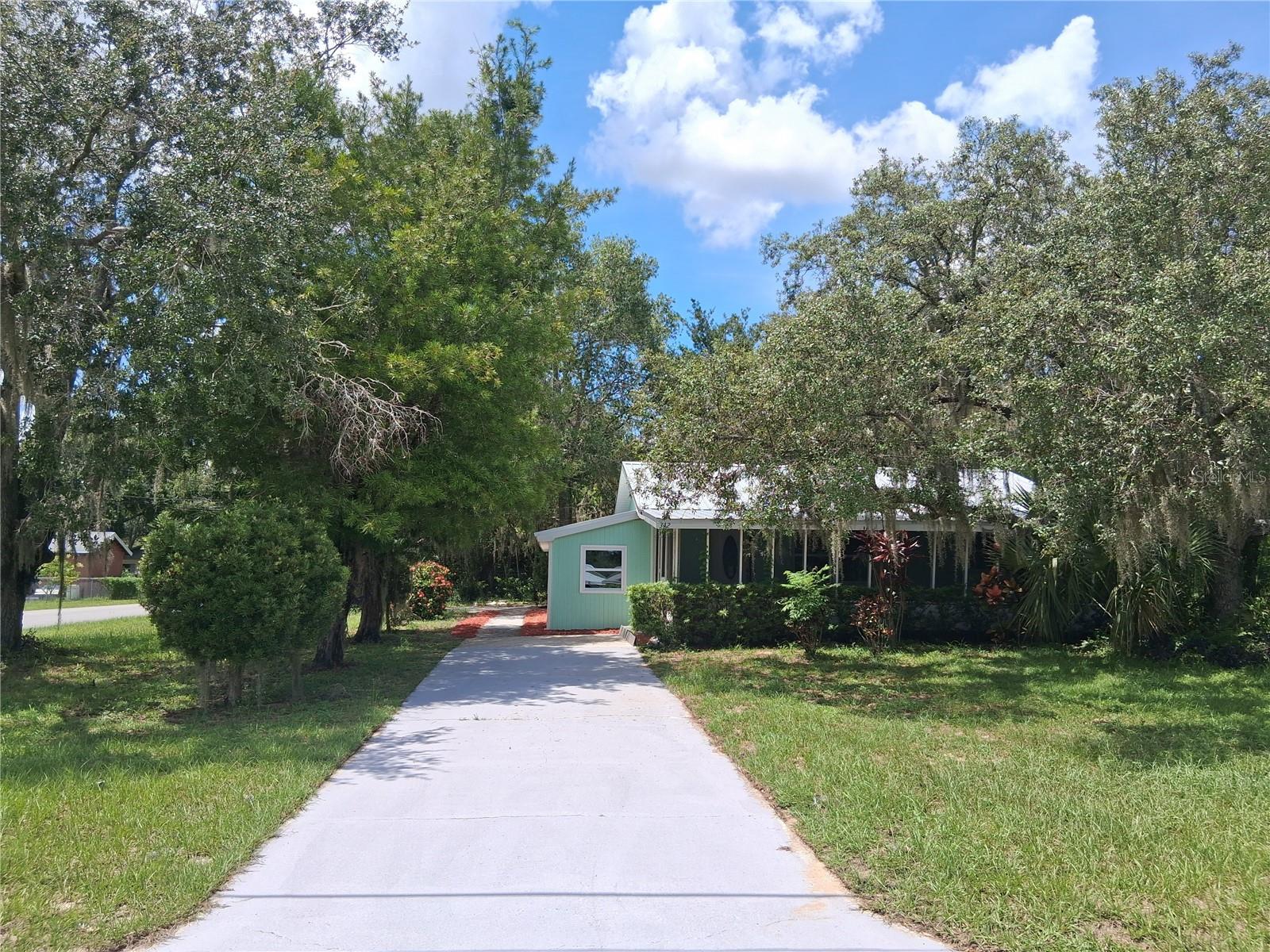 Image 3 of 28 For 342 Hibiscus Drive