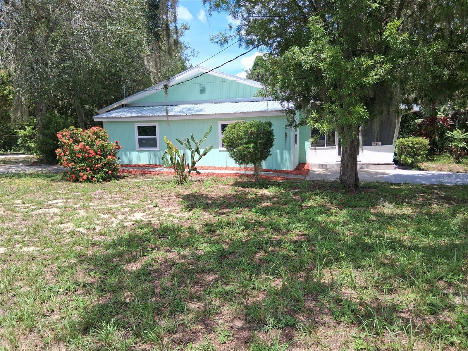 Image 4 of 28 For 342 Hibiscus Drive