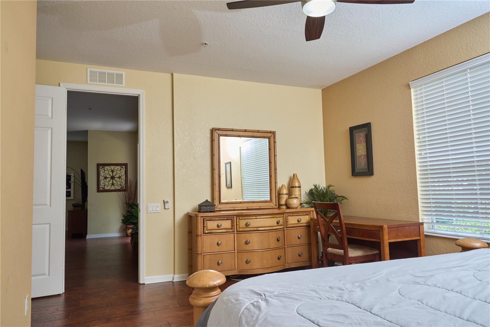 Image 17 of 36 For 5012 Shoreway Loop 10407