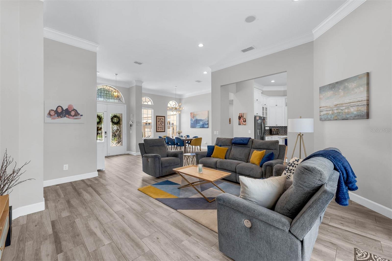 Image 17 of 60 For 14027 Sobrado Drive