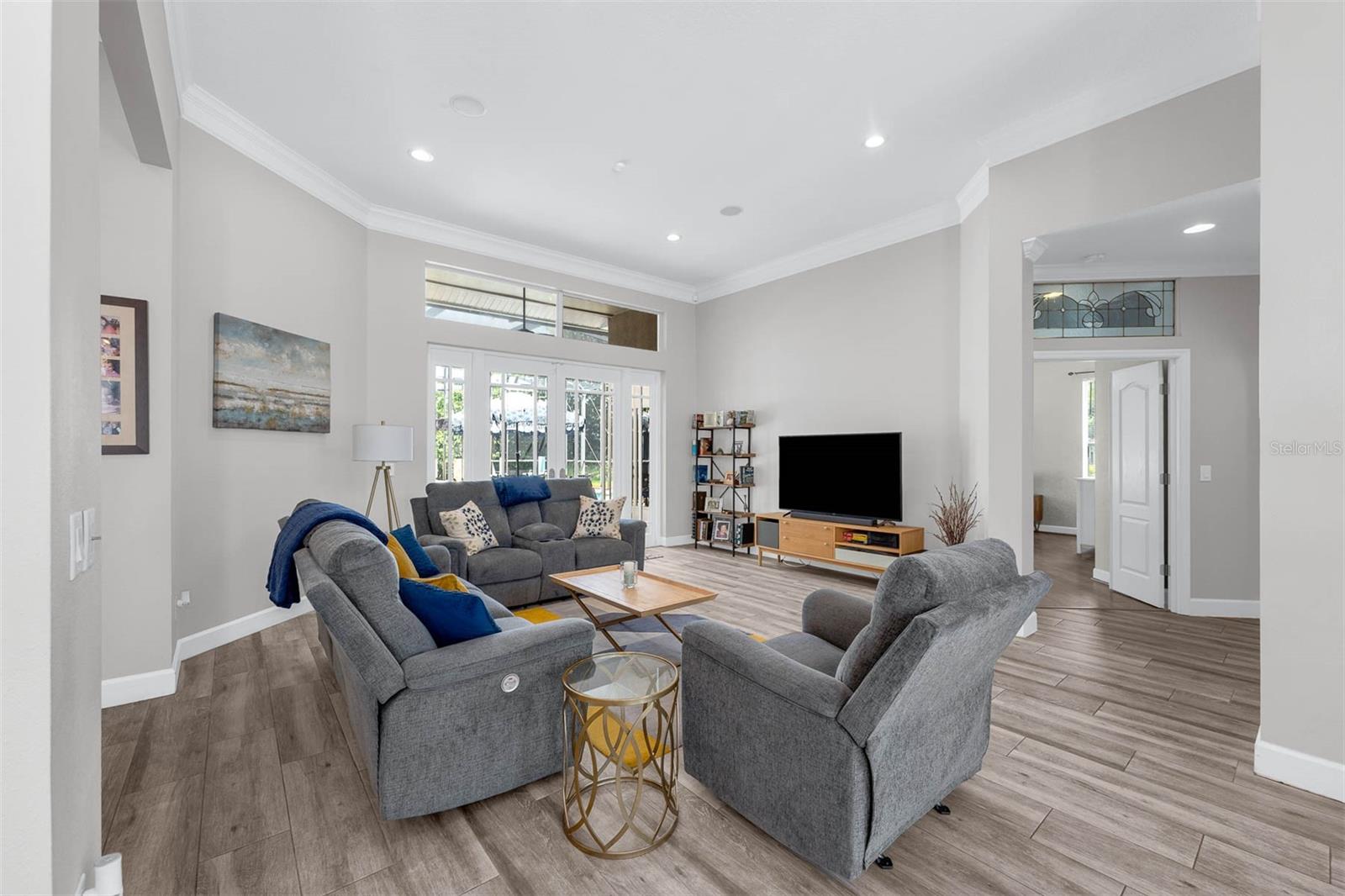 Image 18 of 60 For 14027 Sobrado Drive