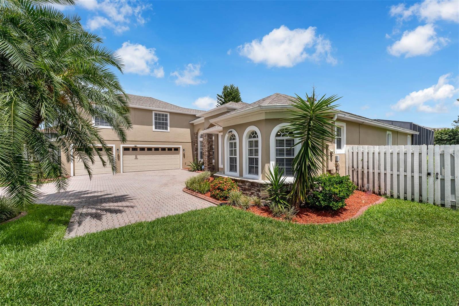 Image 3 of 60 For 14027 Sobrado Drive