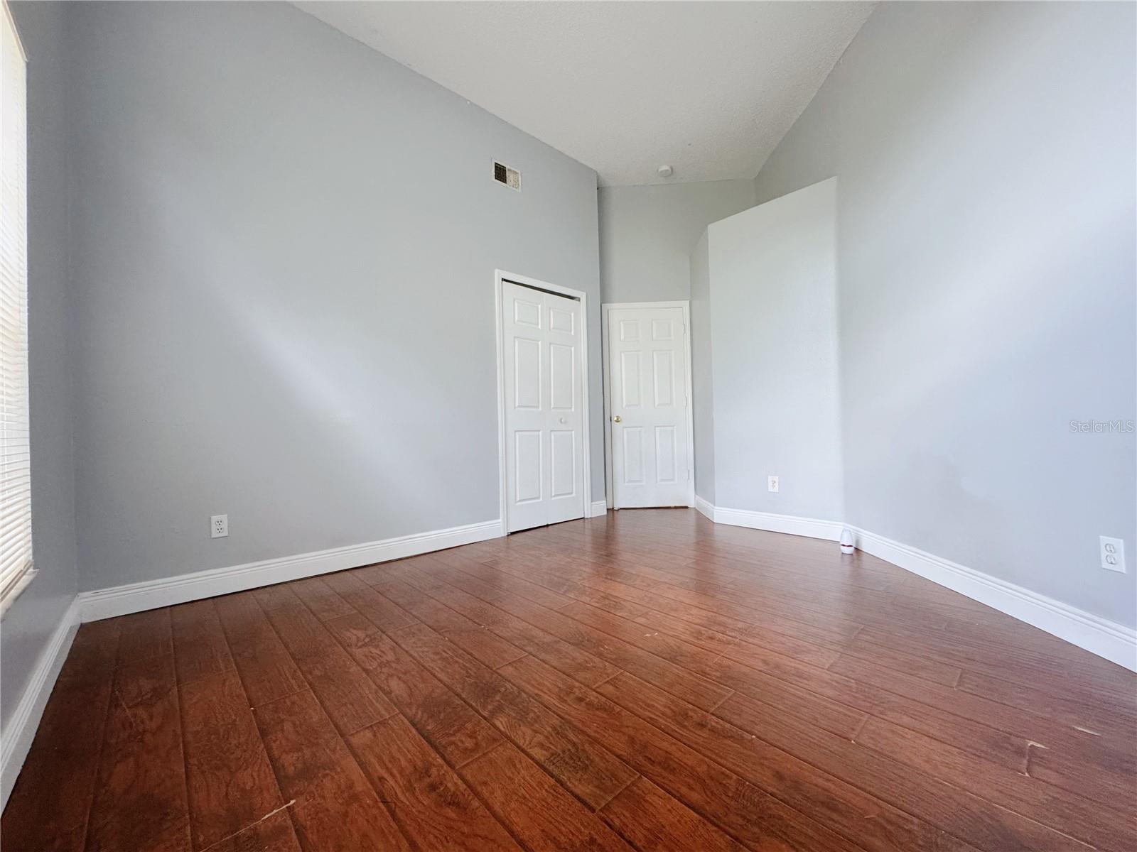 Image 10 of 34 For 1730 Bridgeview Circle