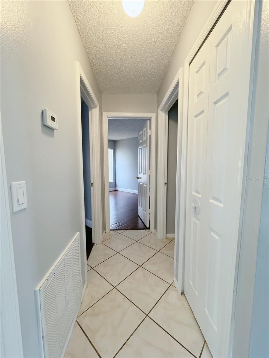 Image 12 of 34 For 1730 Bridgeview Circle