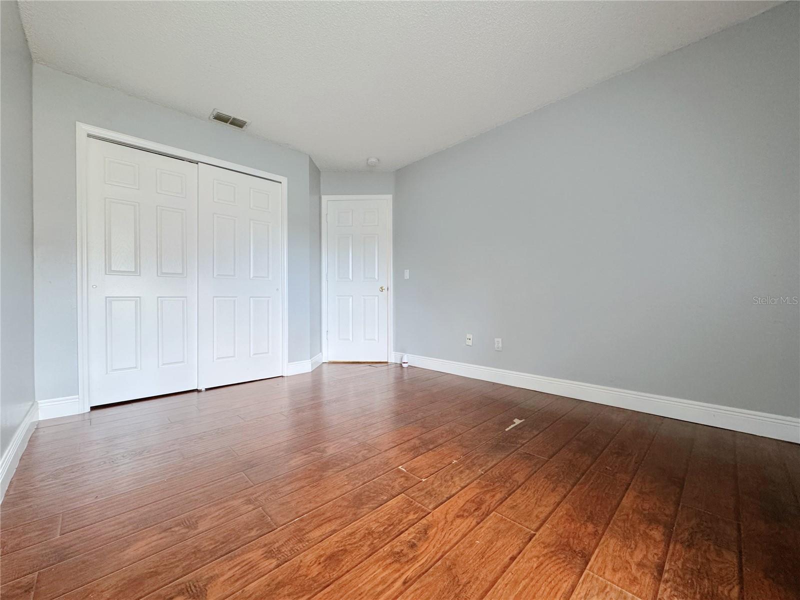 Image 18 of 34 For 1730 Bridgeview Circle