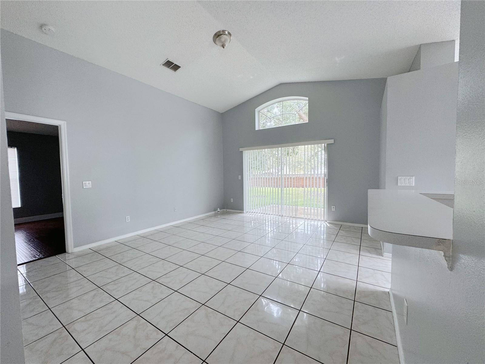 Image 19 of 34 For 1730 Bridgeview Circle