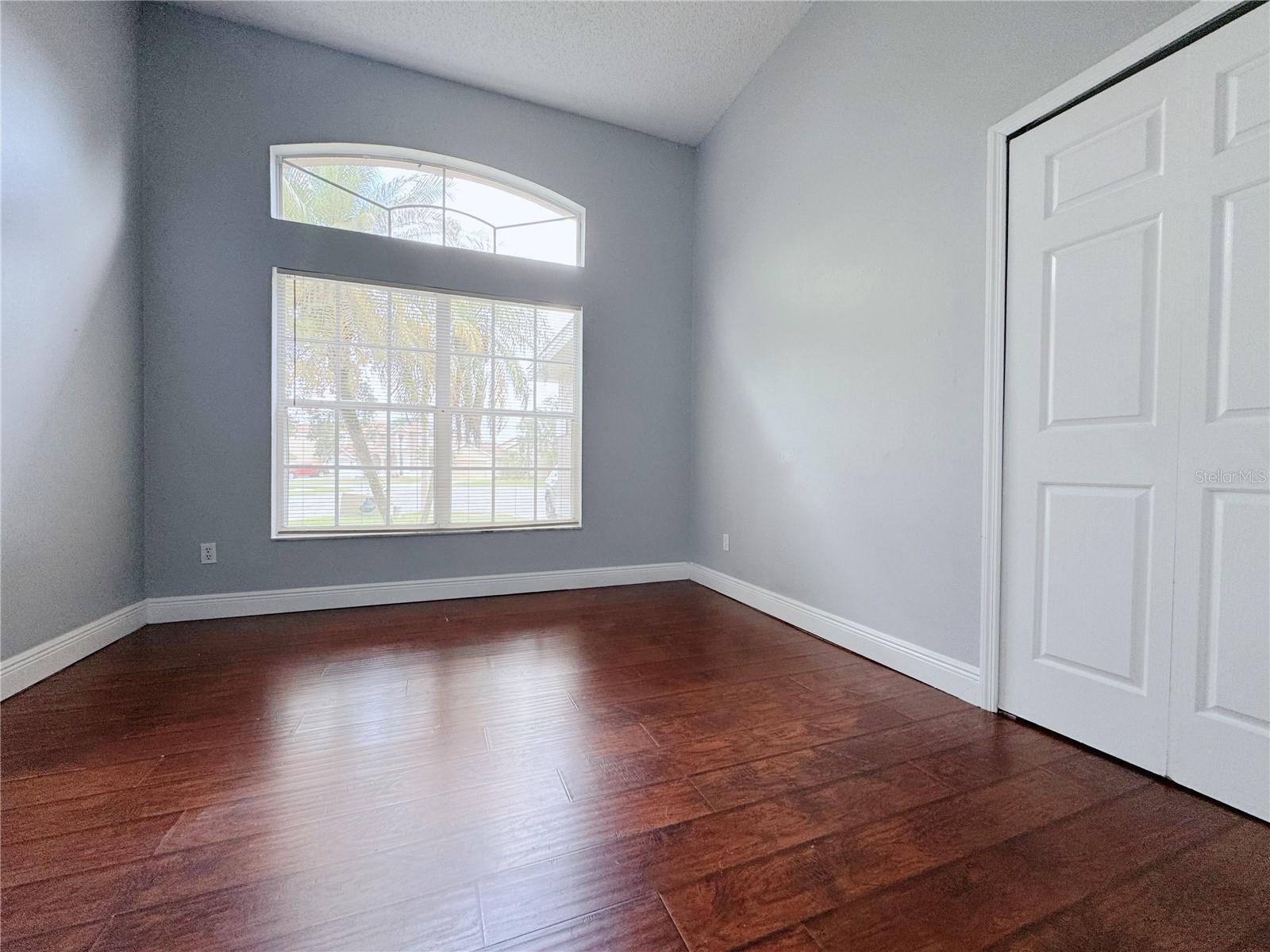 Image 9 of 34 For 1730 Bridgeview Circle
