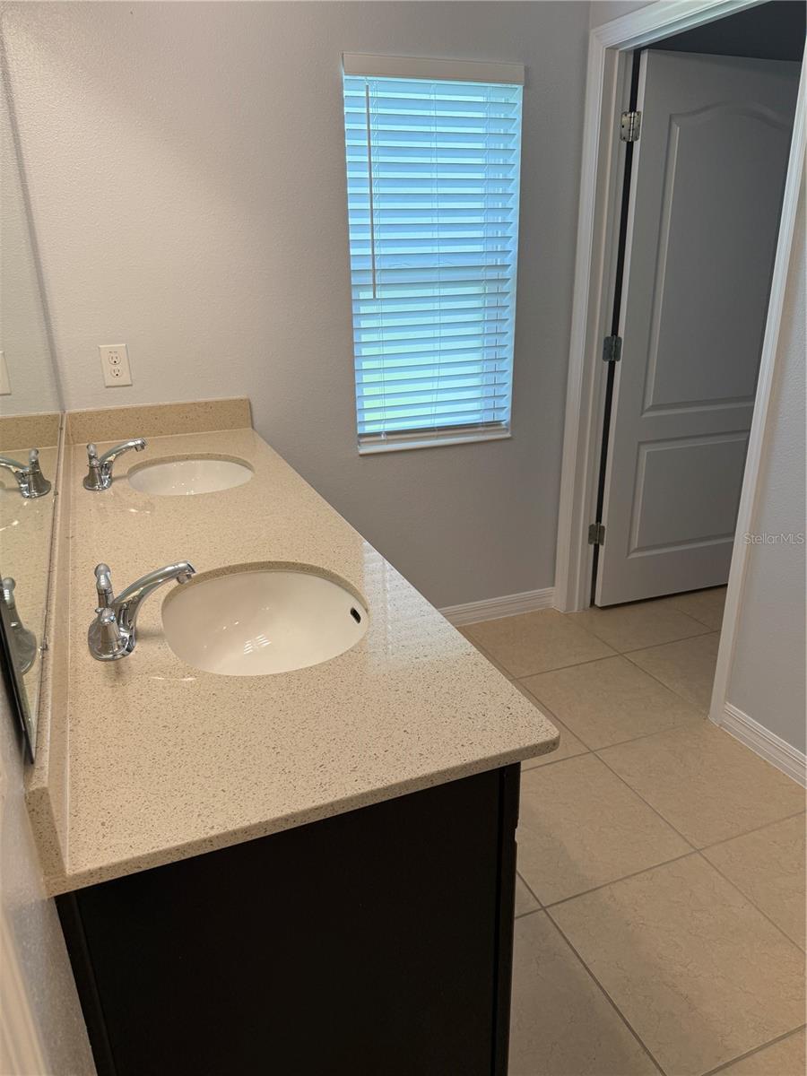 Image 10 of 23 For 9511 Oglethorpe Drive