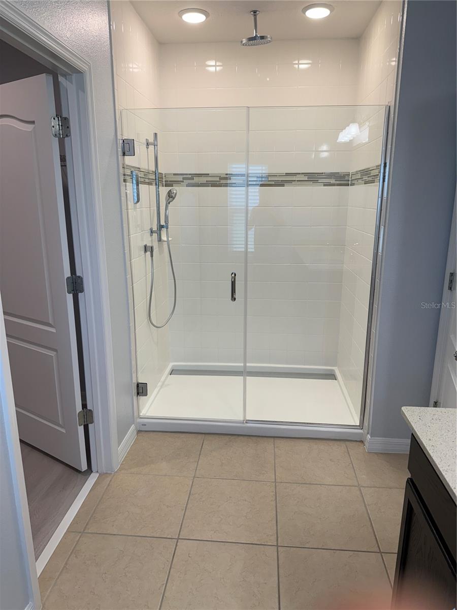 Image 11 of 23 For 9511 Oglethorpe Drive