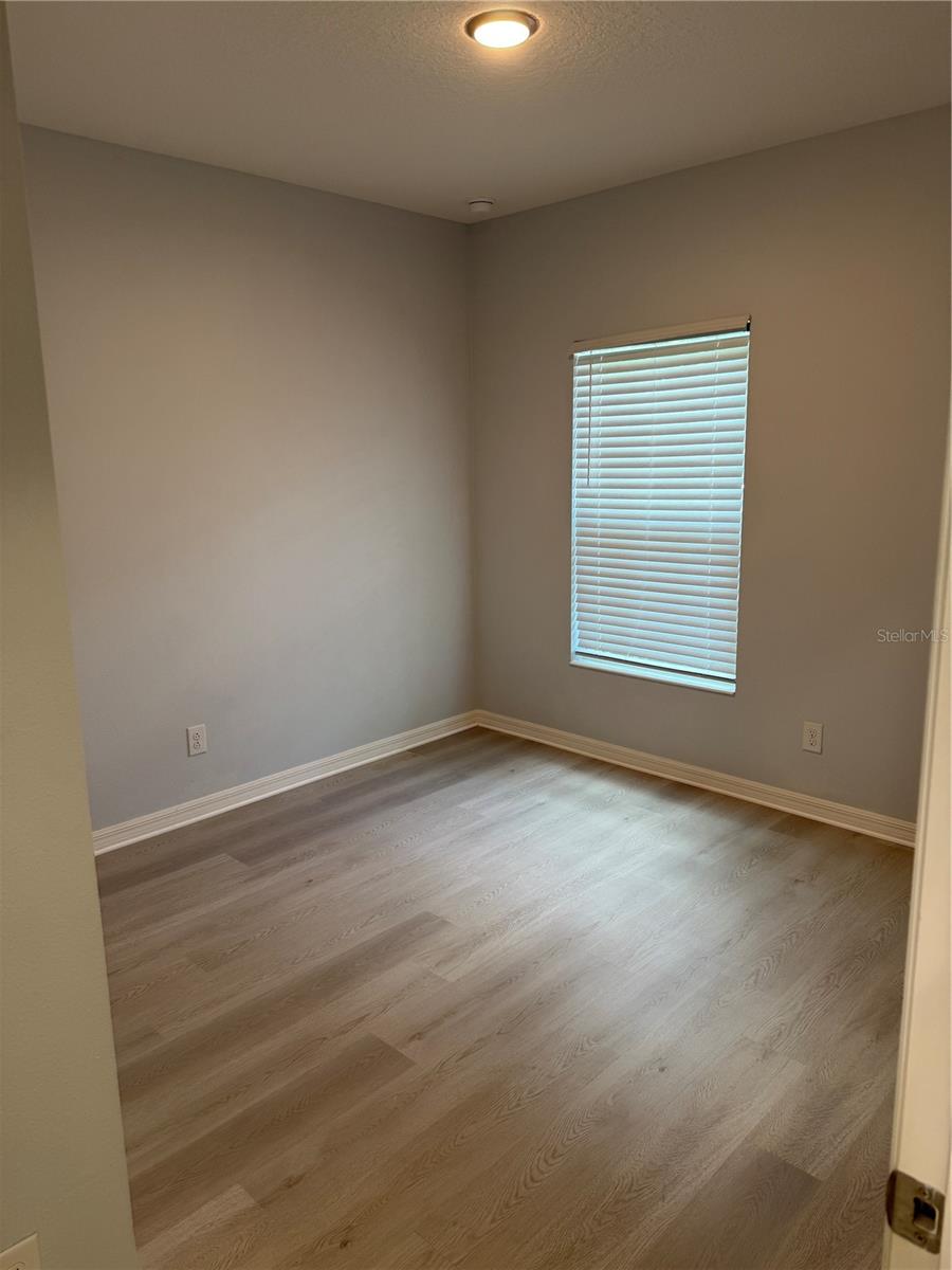 Image 13 of 23 For 9511 Oglethorpe Drive