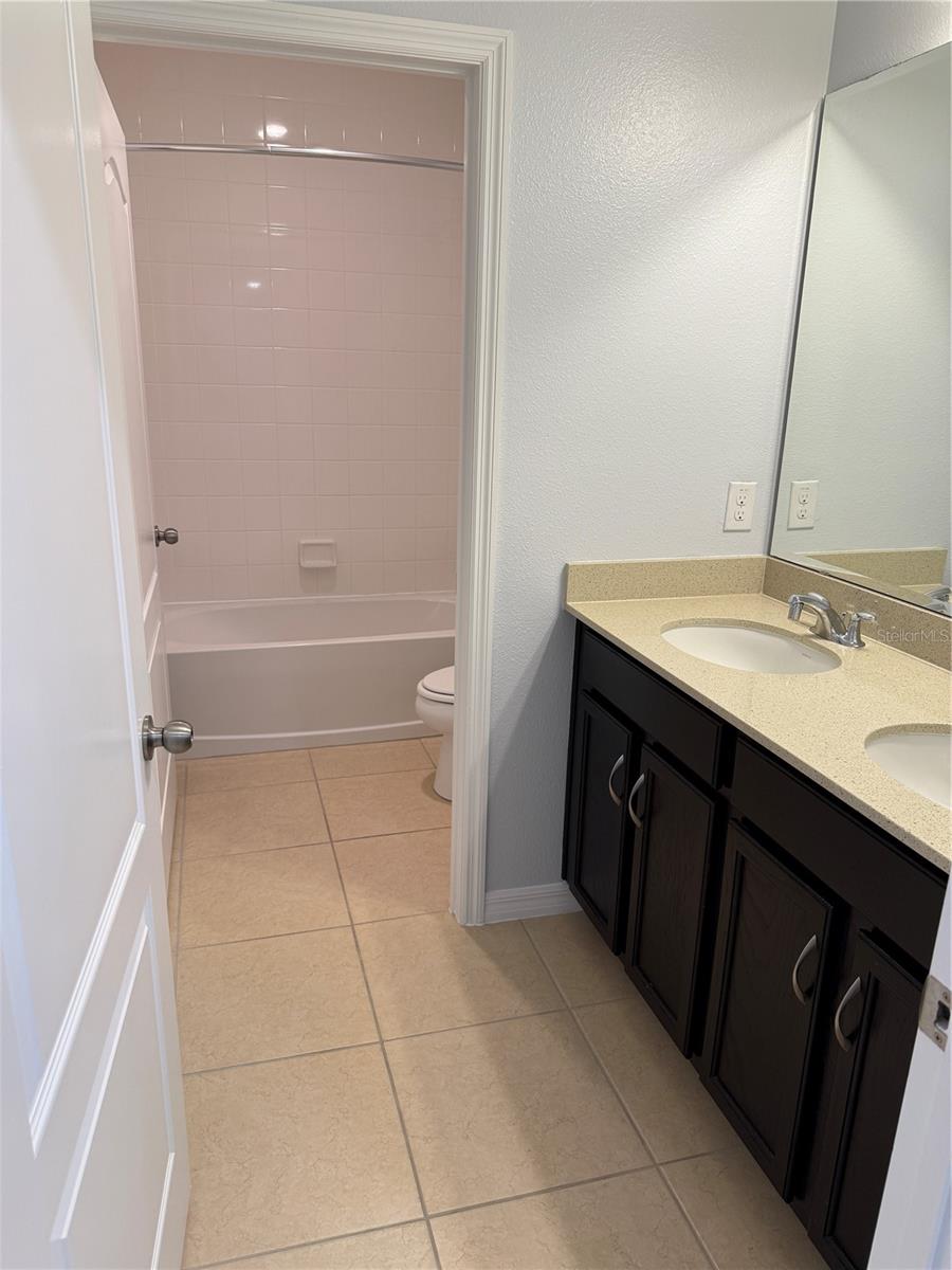 Image 16 of 23 For 9511 Oglethorpe Drive