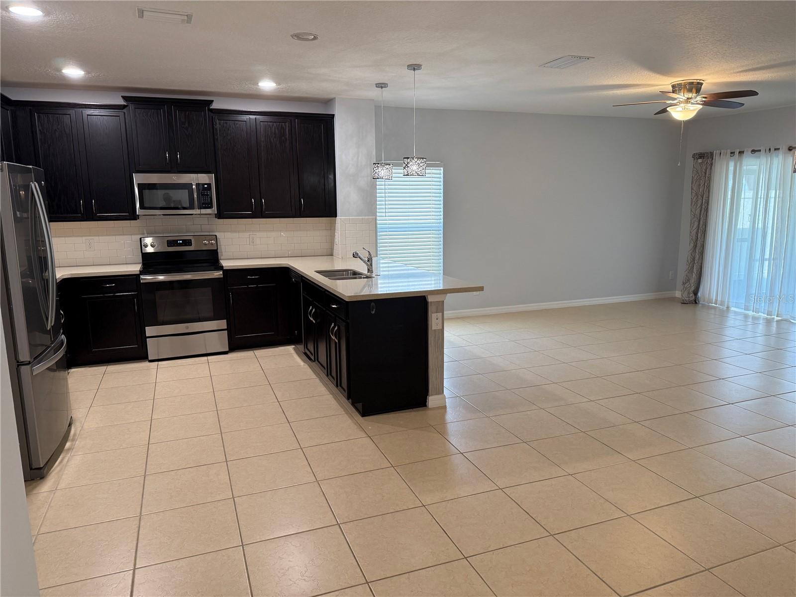 Image 3 of 23 For 9511 Oglethorpe Drive