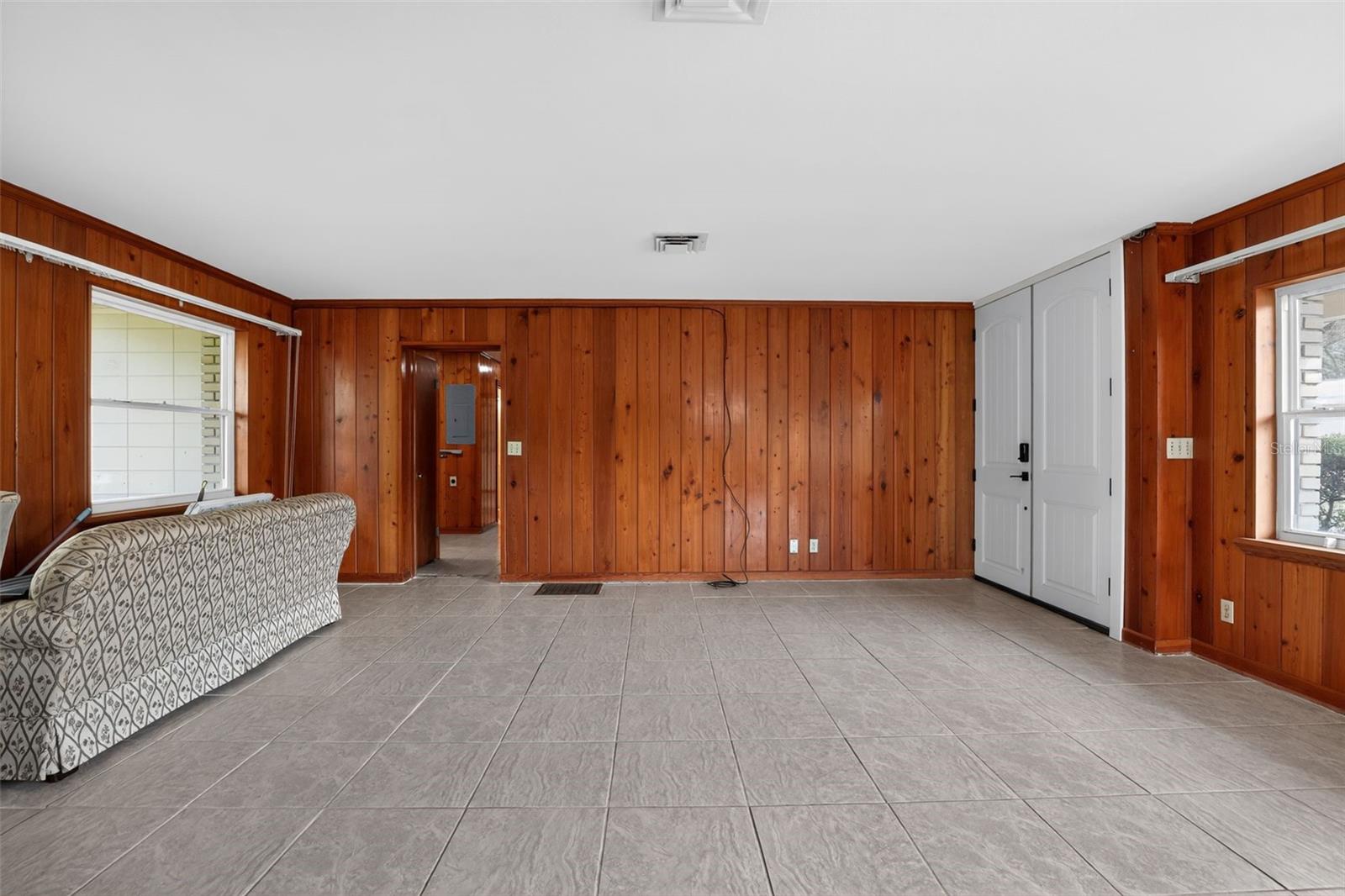 Image 10 of 33 For 242 Carroll Street