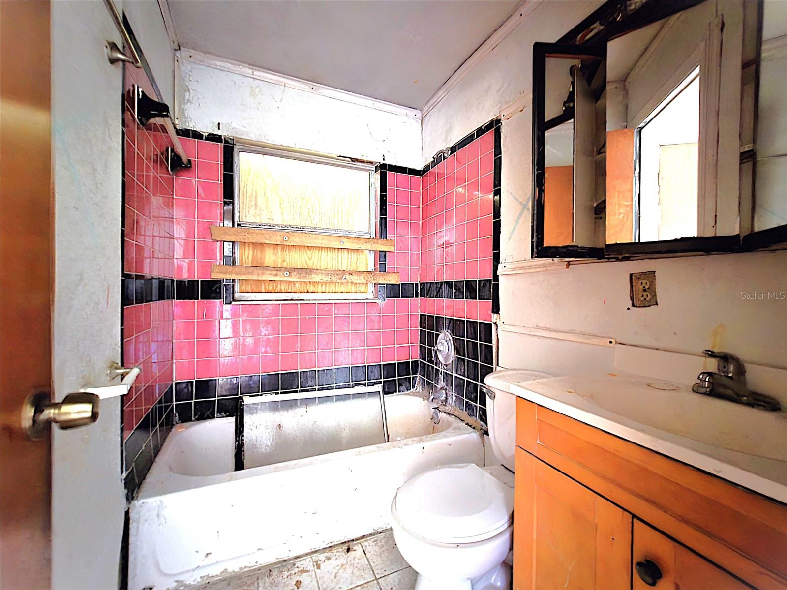 Image 13 of 15 For 3310 Wolcott Place