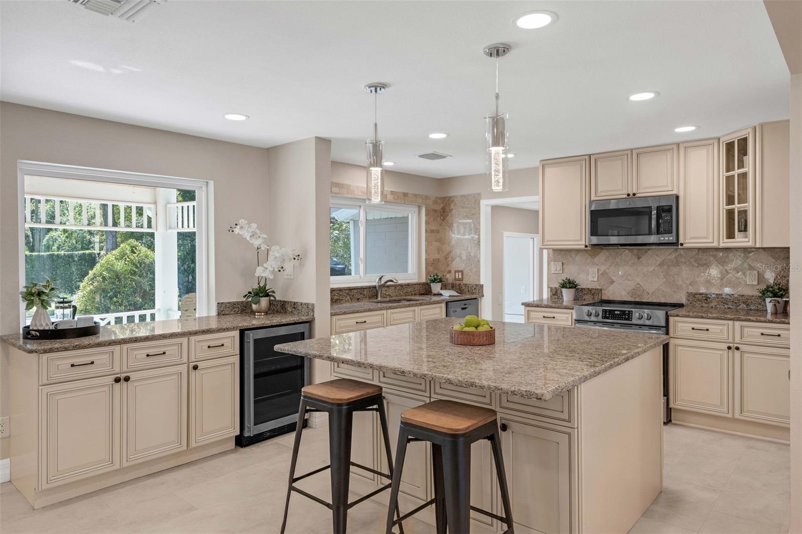 Image 10 of 30 For 730 Delaney Park Drive