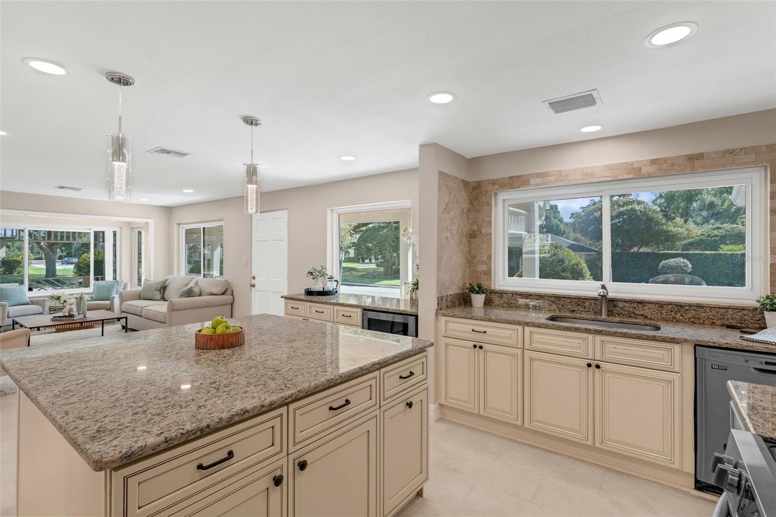 Image 11 of 30 For 730 Delaney Park Drive