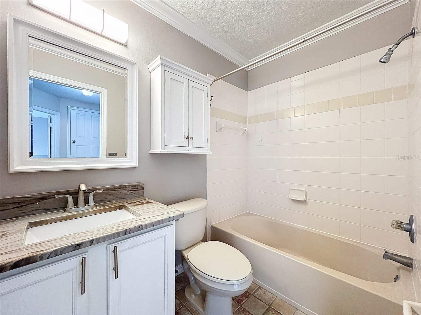 Image 22 of 31 For 13228 Briar Forest Court