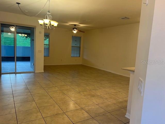 Image 11 of 38 For 449 Glastonbury Drive