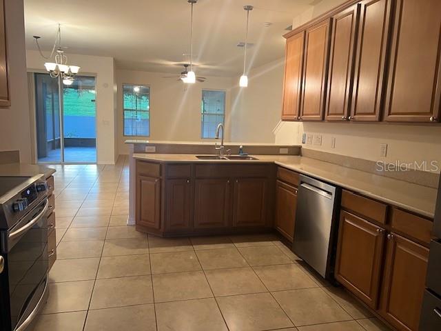 Image 14 of 38 For 449 Glastonbury Drive