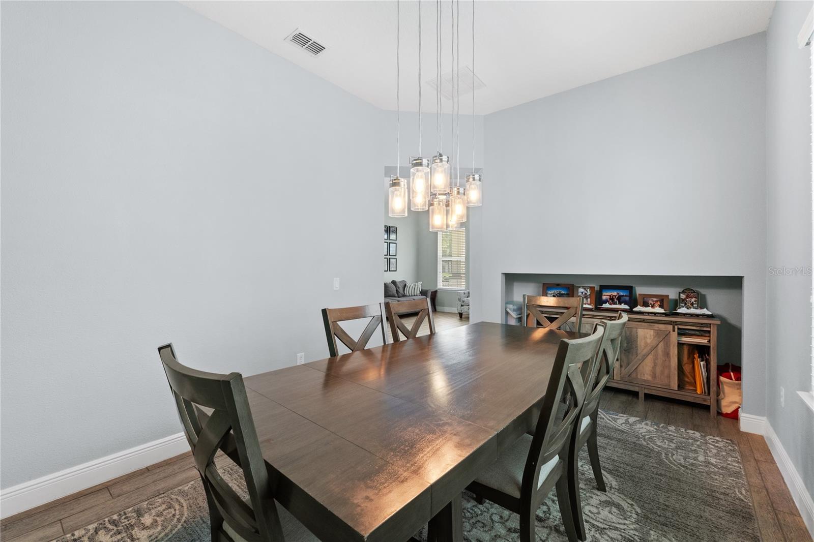 Image 16 of 74 For 9404 Woodcrane Drive