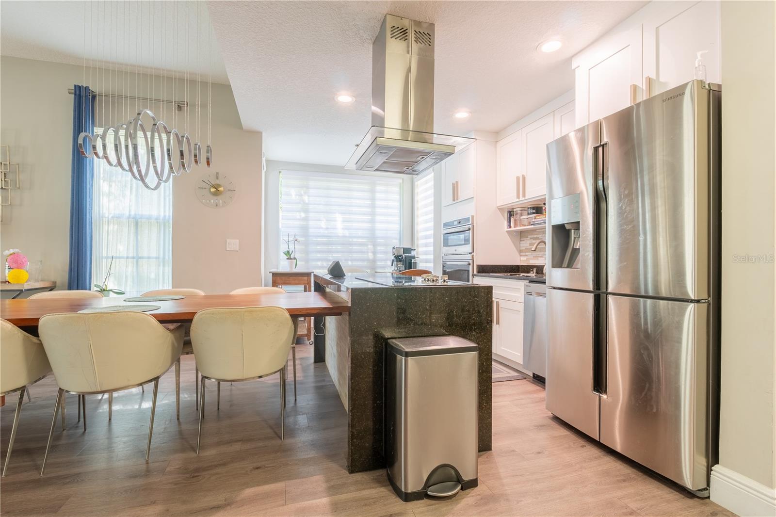Image 19 of 40 For 930 Spring Park Street 103