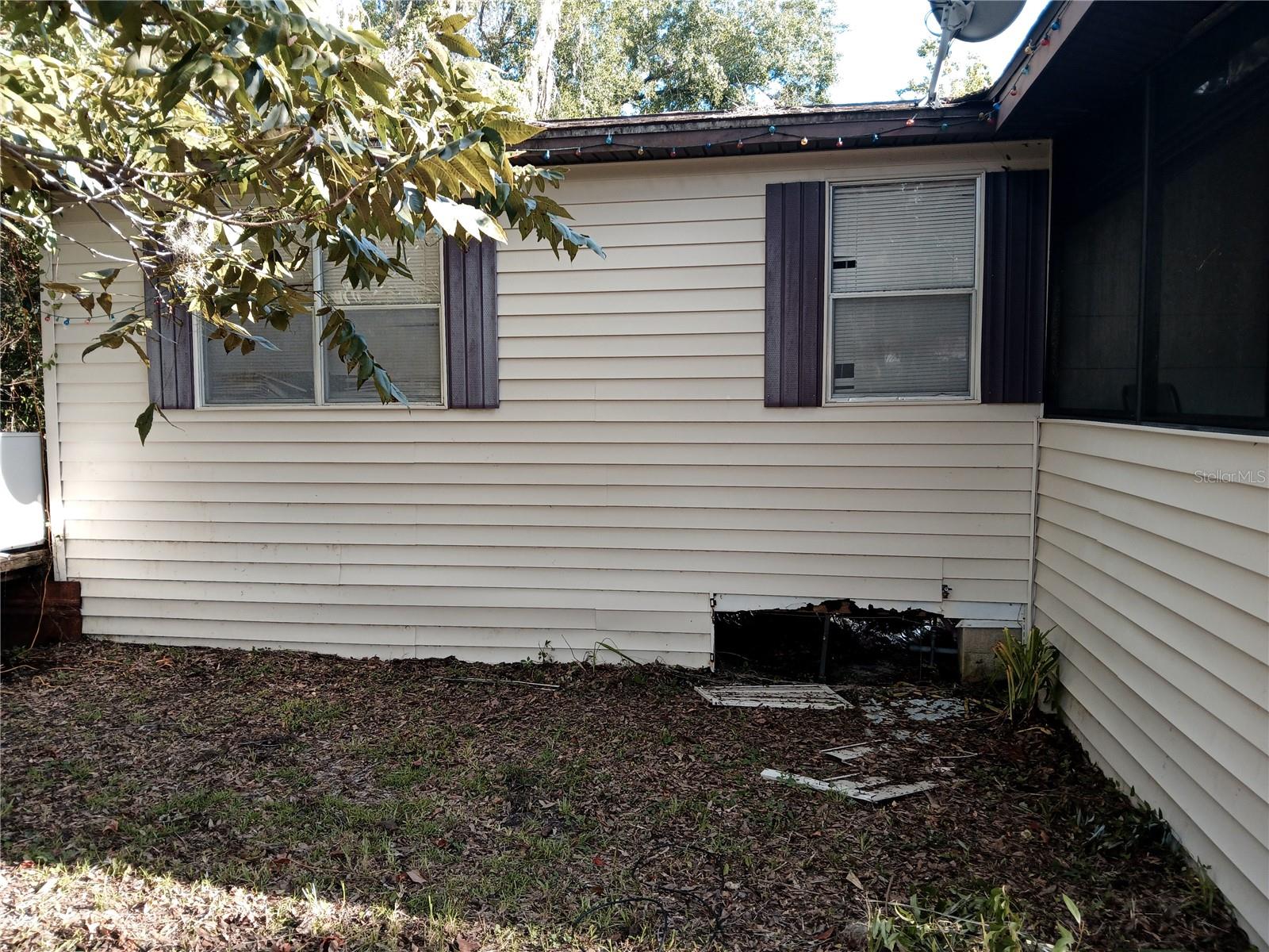 Image 2 of 32 For 658 10th Street