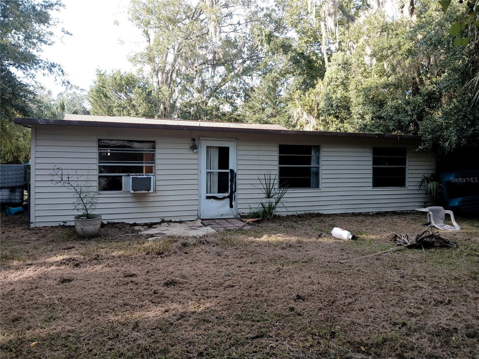 Image 3 of 32 For 658 10th Street