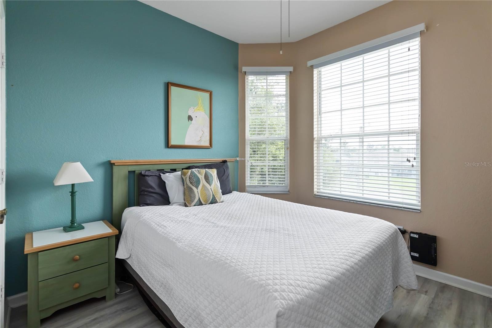 Image 28 of 46 For 8105 Coconut Palm Way 303
