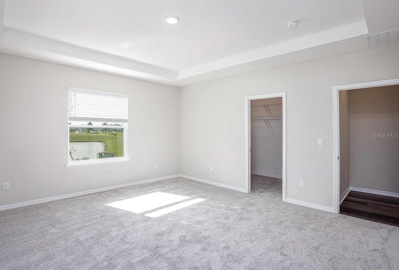 Listing photo id 32 for 20 Fig Court E