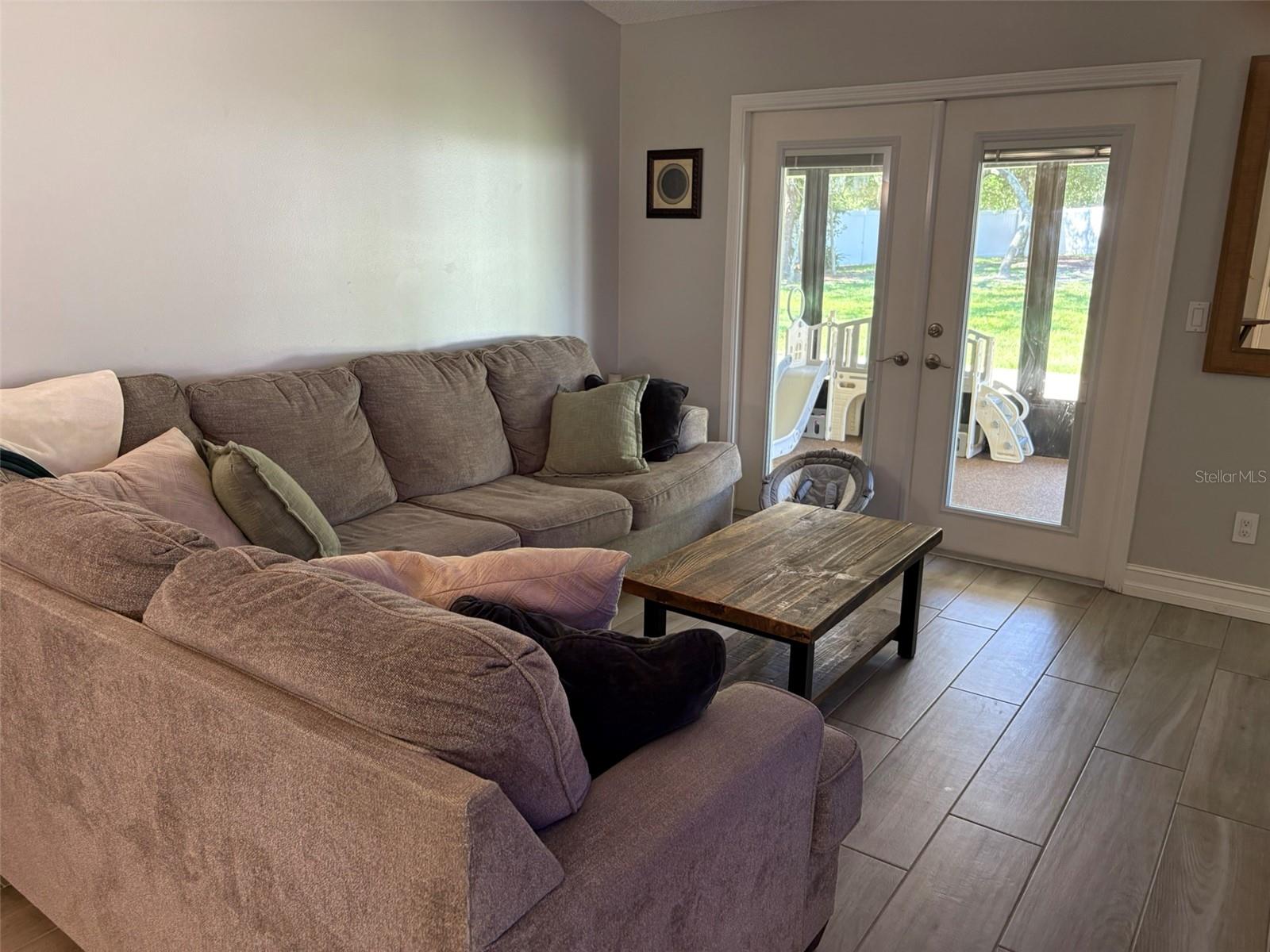 Image 14 of 36 For 1400 Franconia Avenue