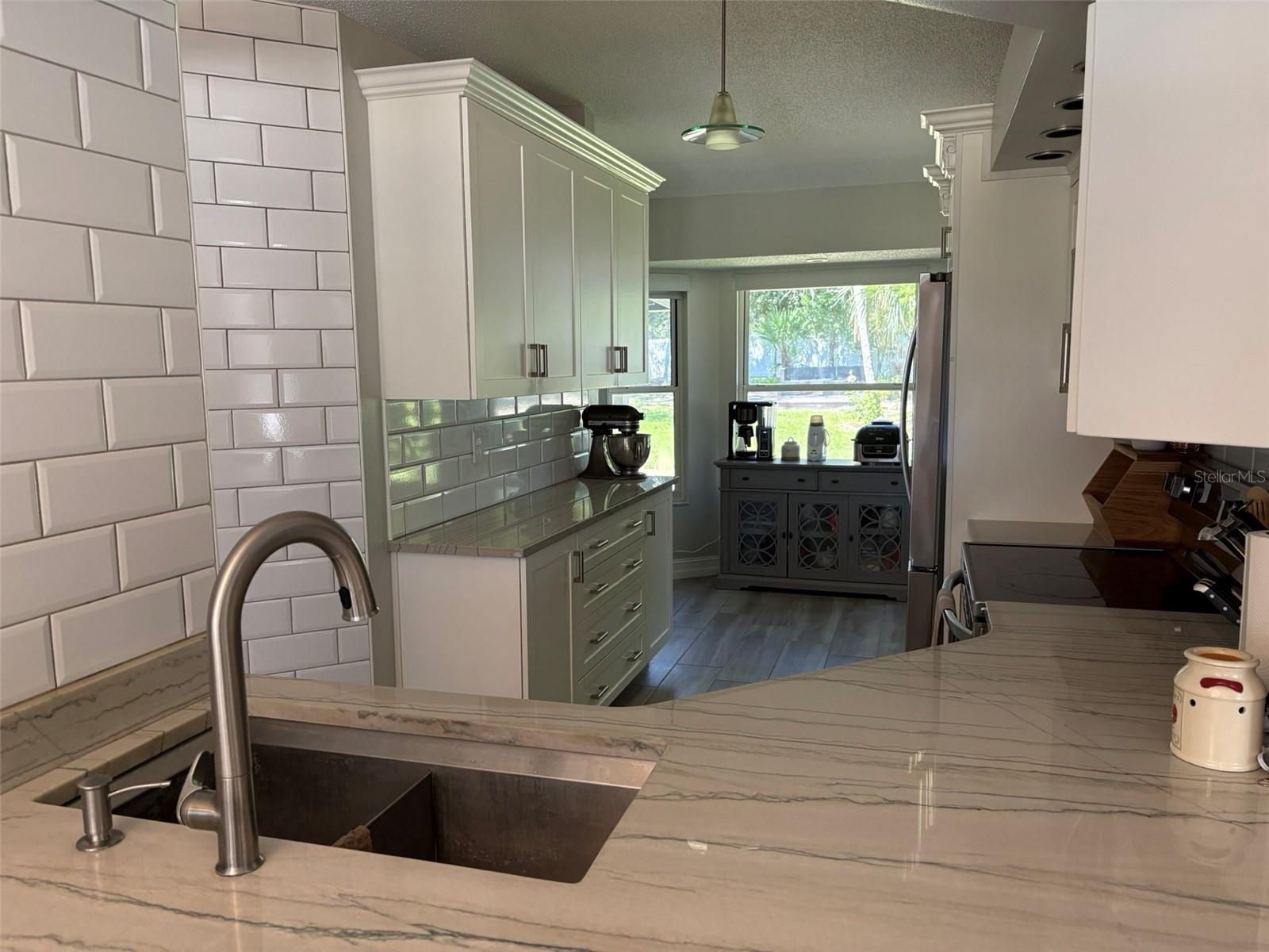 Image 15 of 36 For 1400 Franconia Avenue