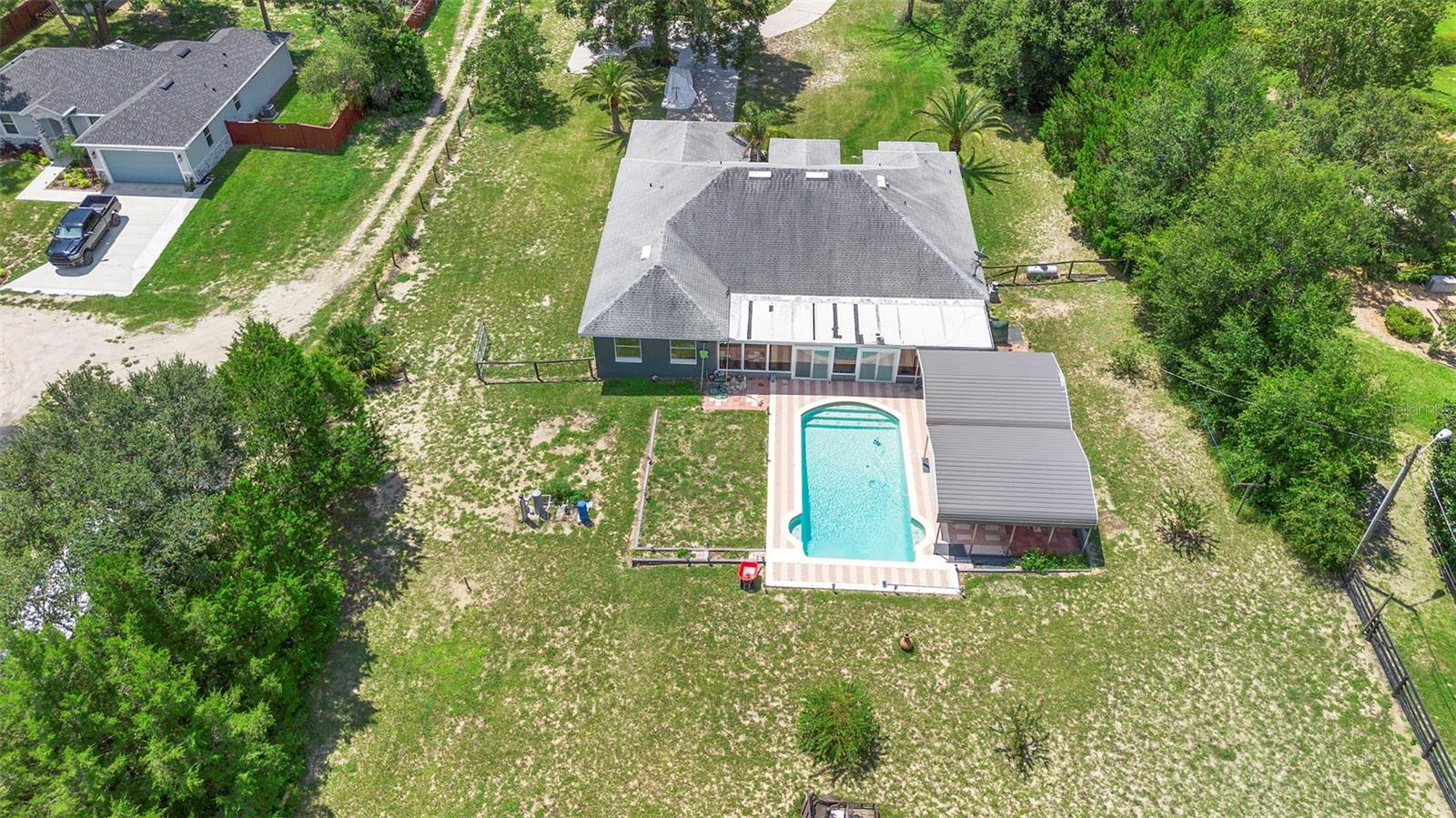 Image 4 of 44 For 25039 Adair Avenue