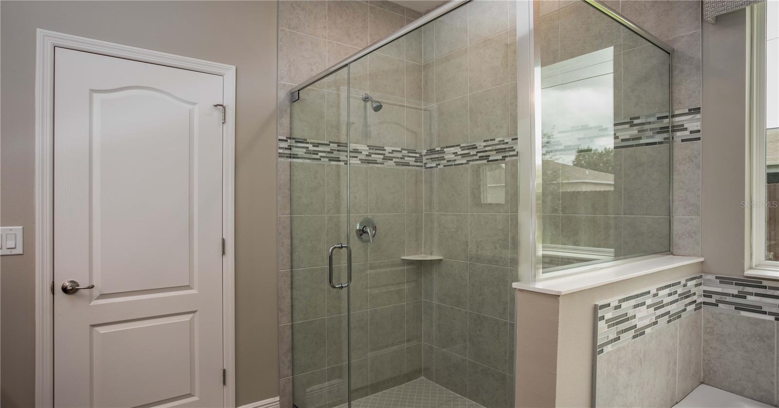 Image 11 of 23 For 12917 Florida Avenue
