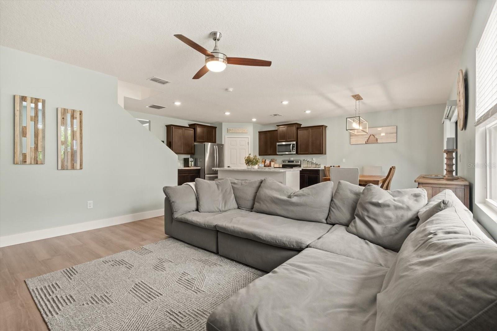 Image 13 of 42 For 4972 Talbot Boulevard